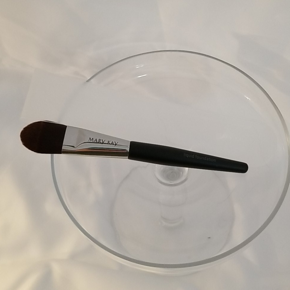 Mary Kay Liquid Foundation Brush (Bundle of 2!)
